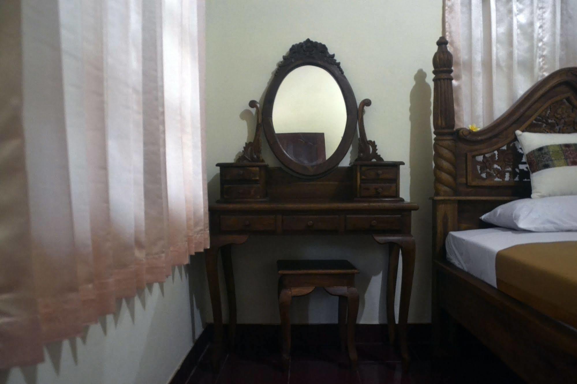 Oyo 1946 Terrace Campuhan Ubud Esterno foto